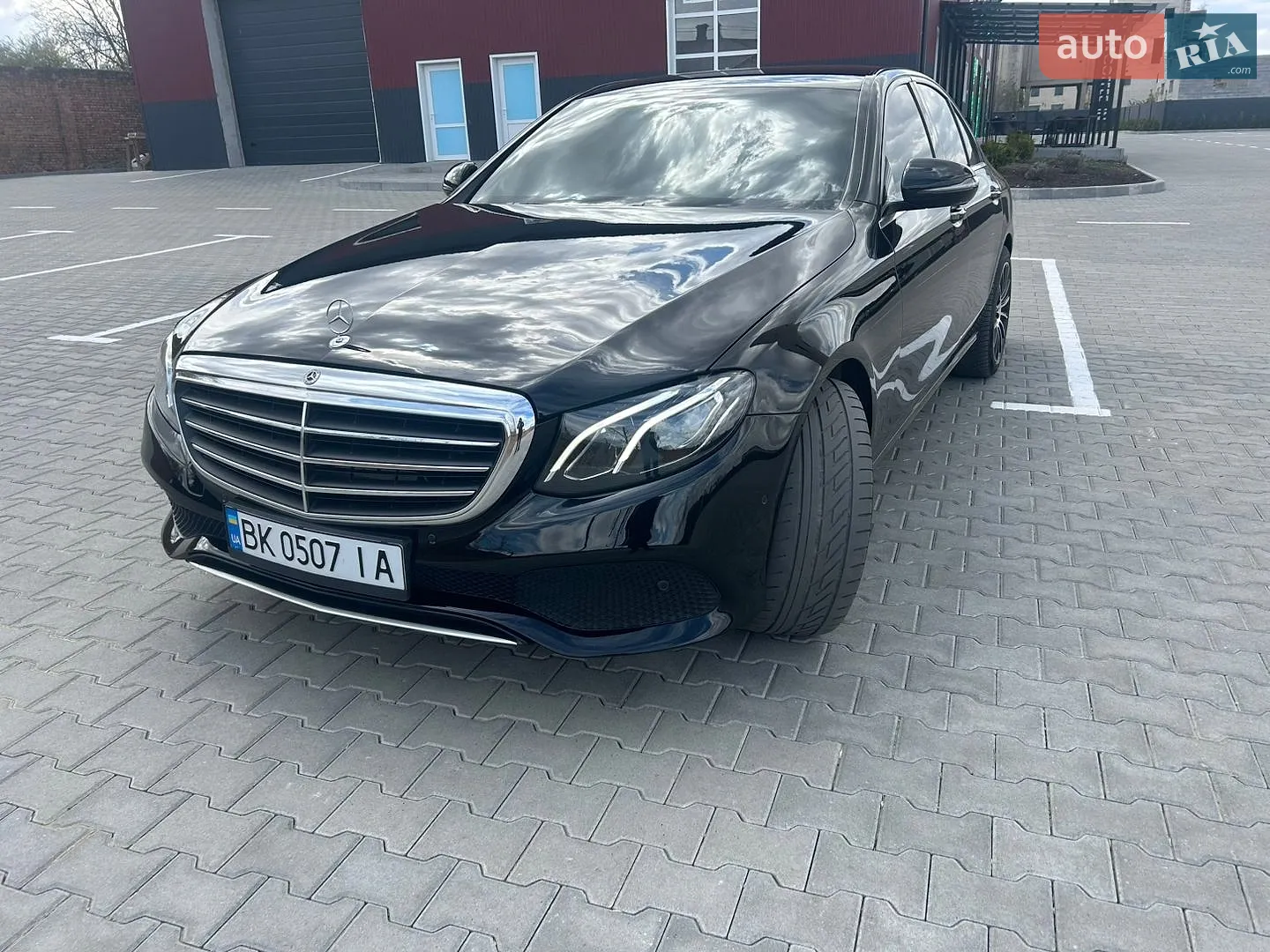 Mercedes-Benz E-Class, 2017