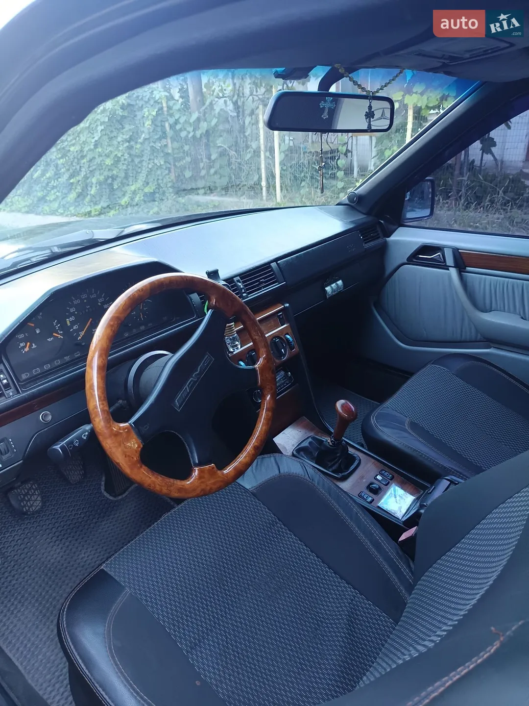 Mercedes-Benz E-Class, 1995