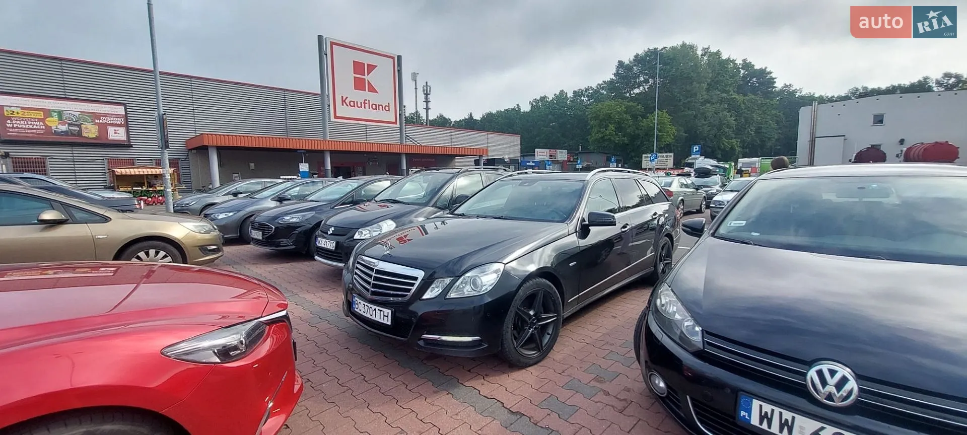 Mercedes-Benz E-Class, 2011