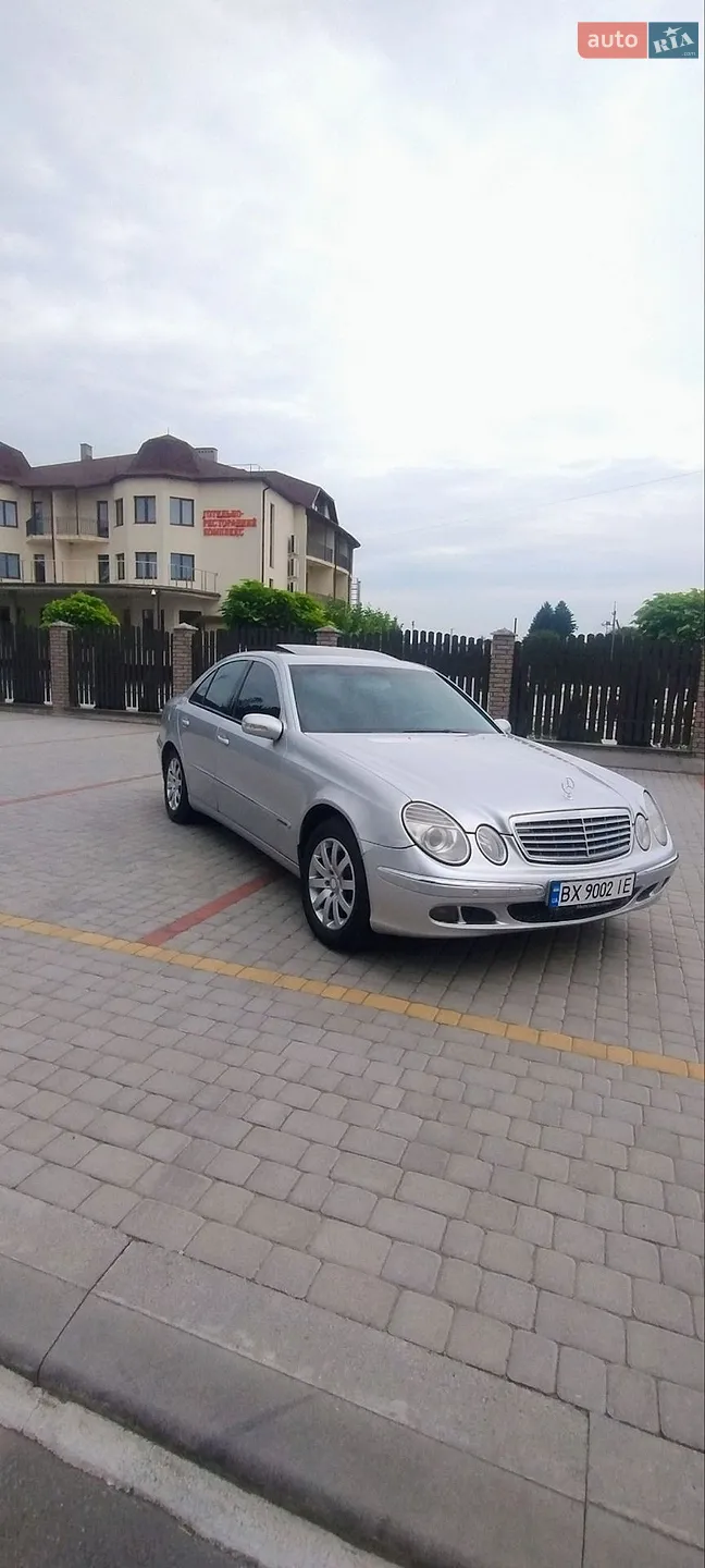 Mercedes-Benz E-Class, 2002