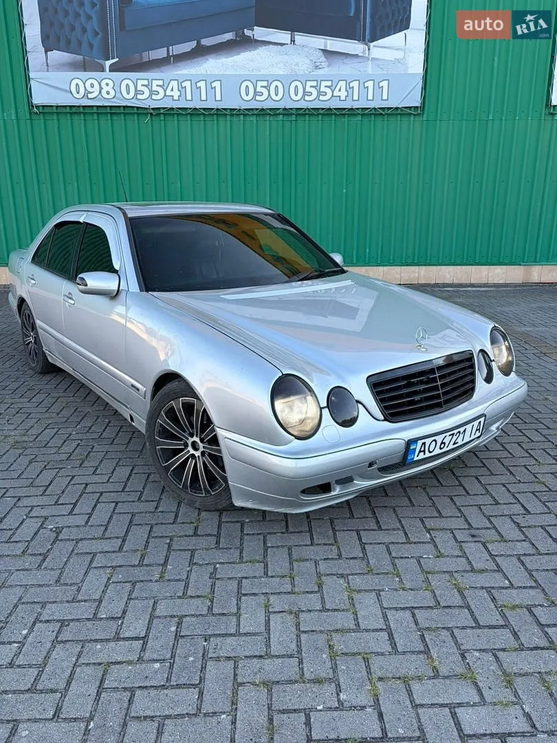 Mercedes-Benz E-Class, 2000