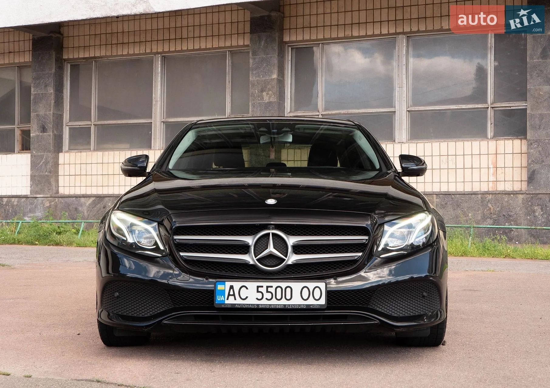 Mercedes-Benz E-Class, 2016