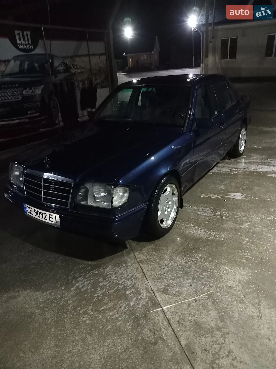 Mercedes-Benz E-Class, 1985