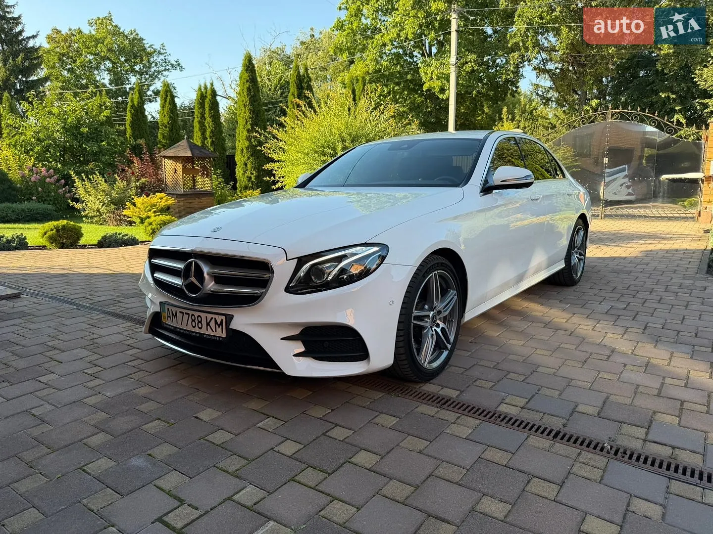 Mercedes-Benz E-Class, 2019