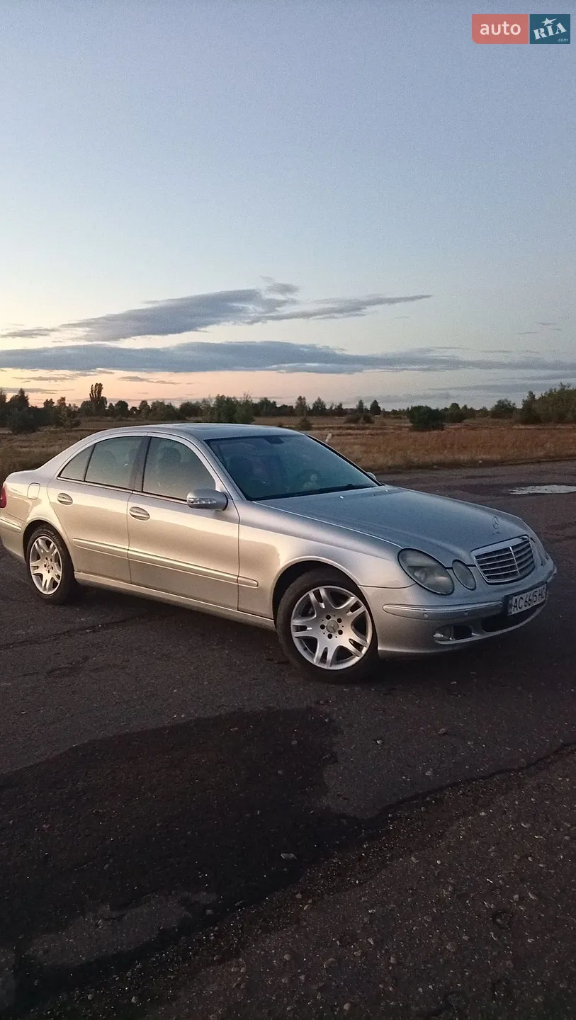Mercedes-Benz E-Class, 2002