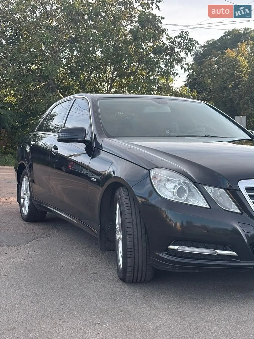 Mercedes-Benz E-Class, 2012