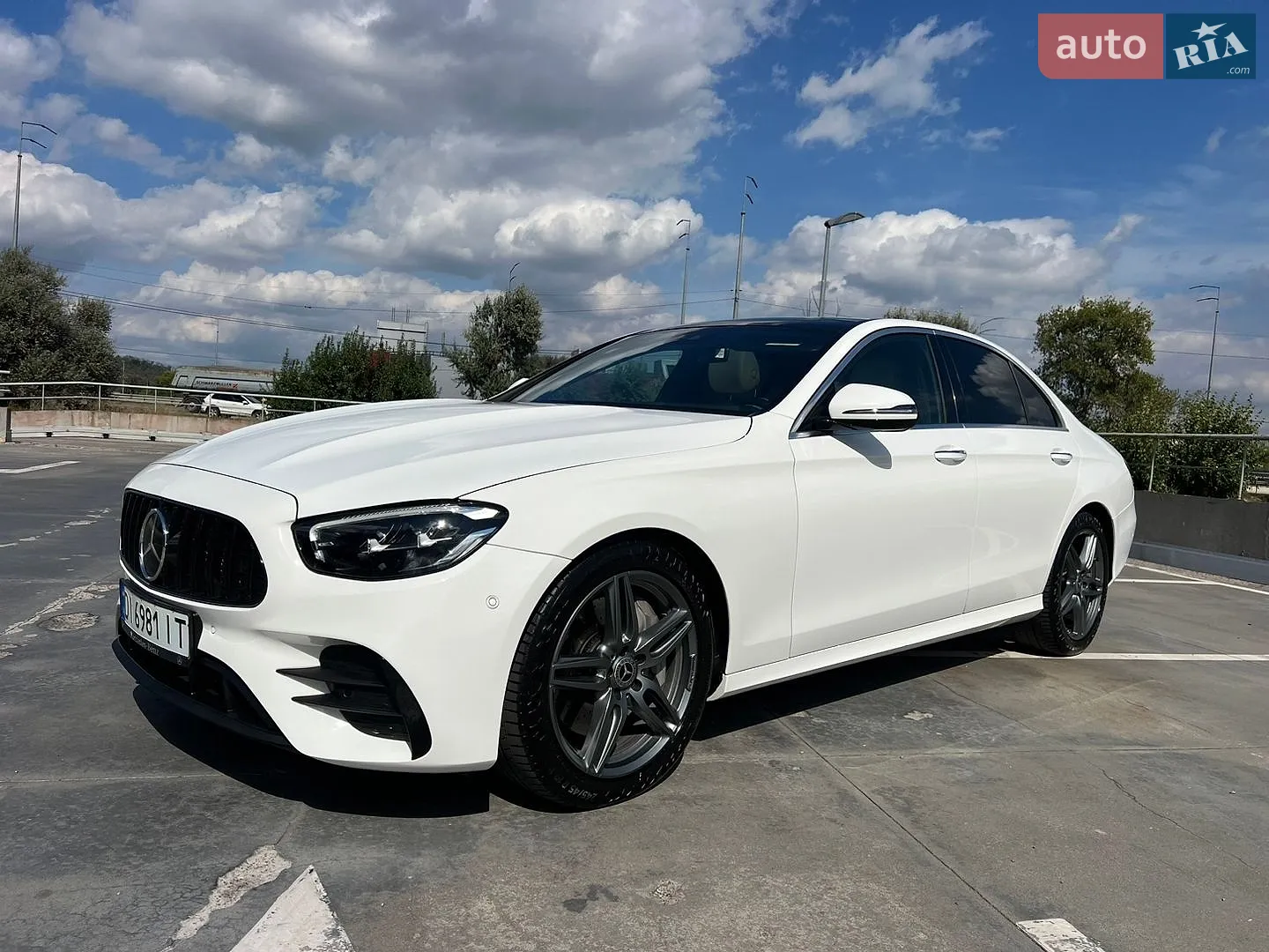 Mercedes-Benz E-Class, 2018