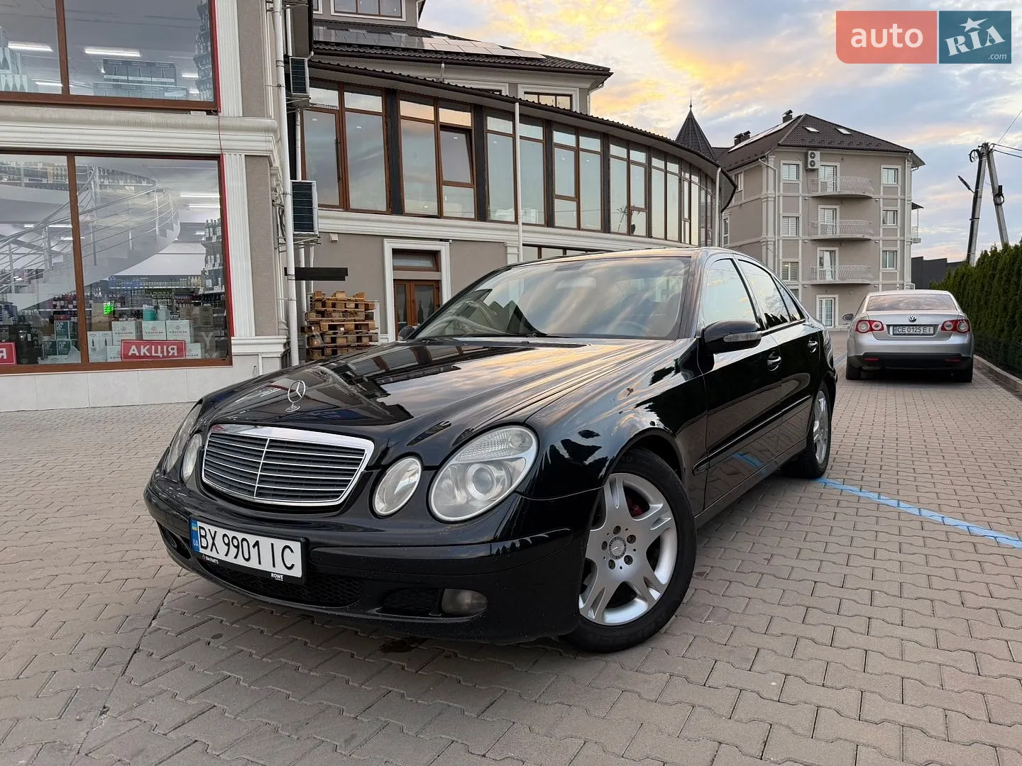 Mercedes-Benz E-Class, 2004