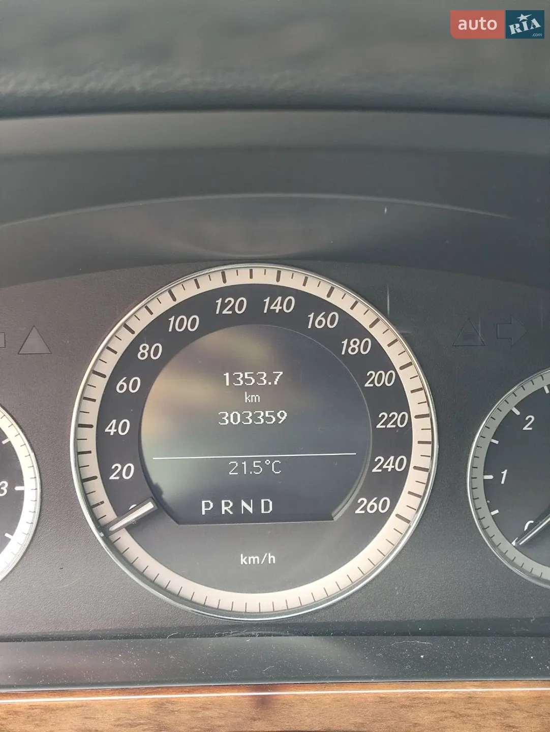 Mercedes-Benz E-Class, 2010
