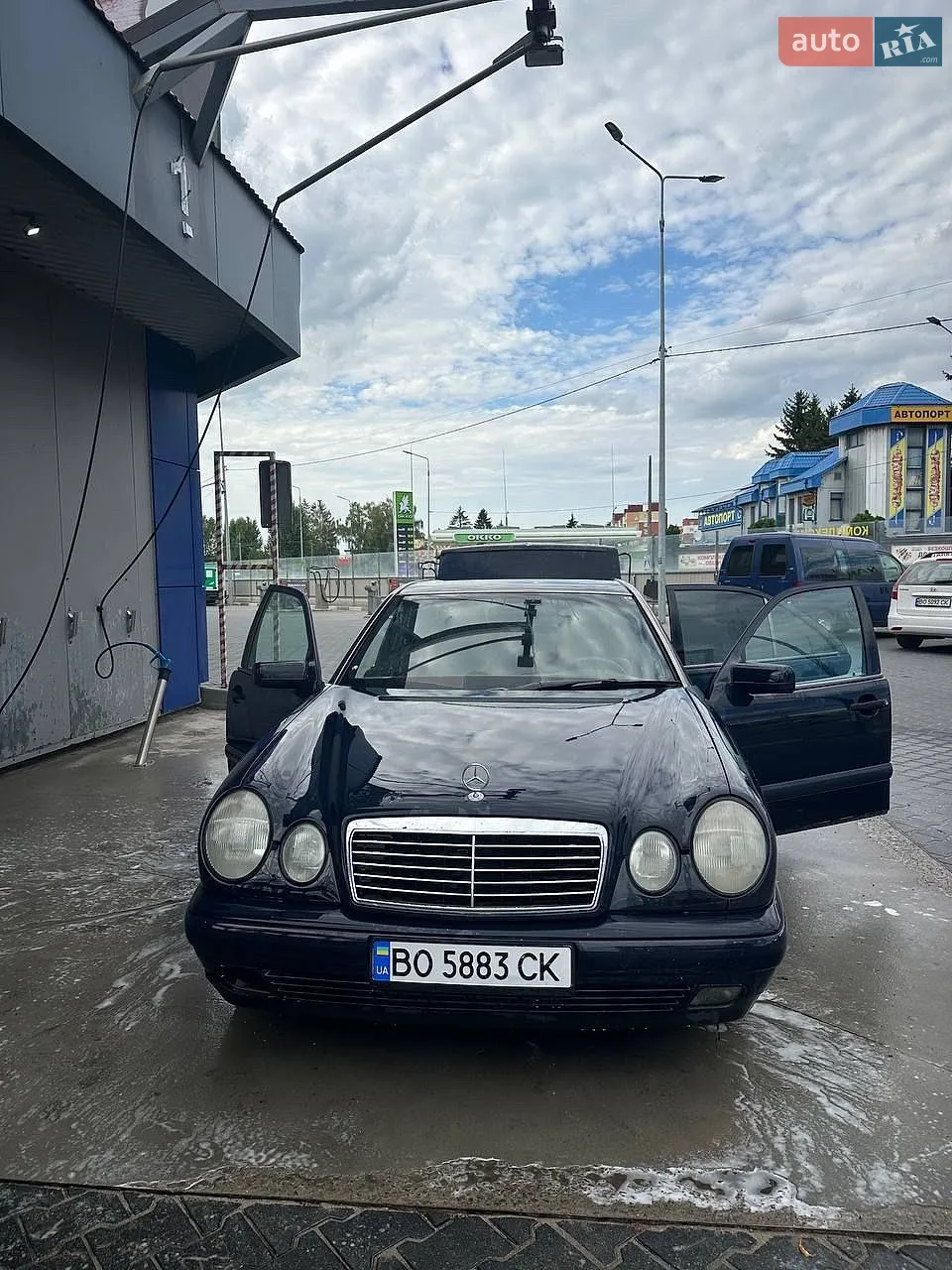 Mercedes-Benz E-Class, 1996