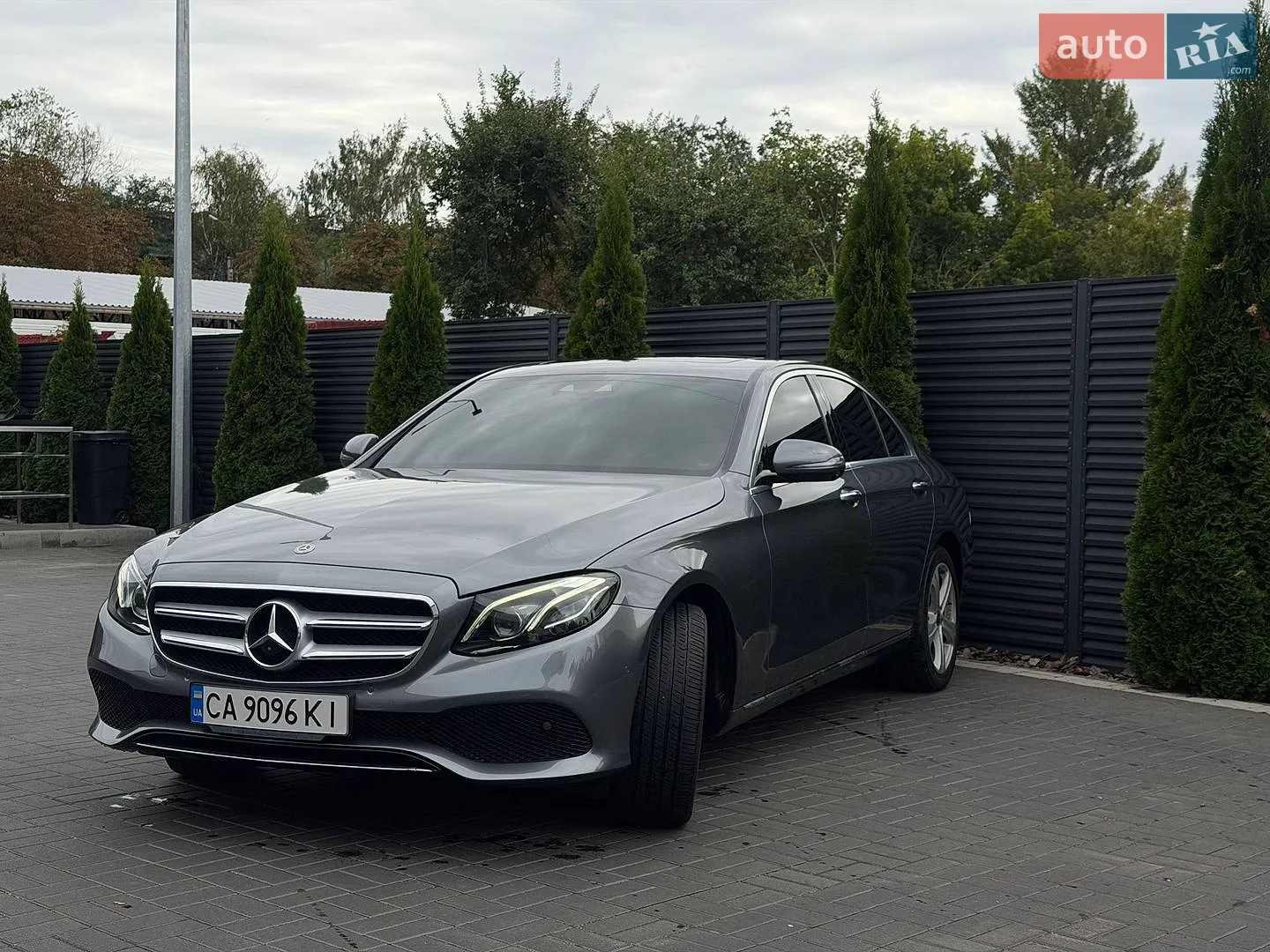 Mercedes-Benz E-Class, 2017