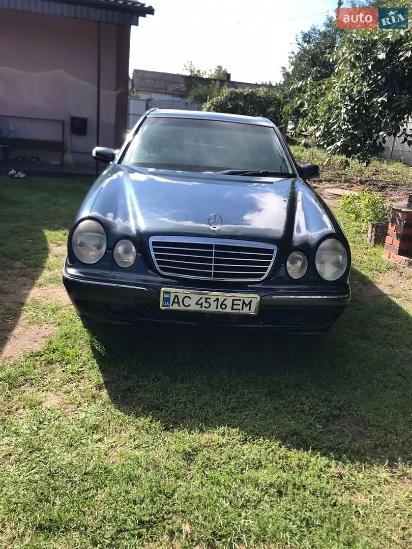 Mercedes-Benz E-Class, 2001