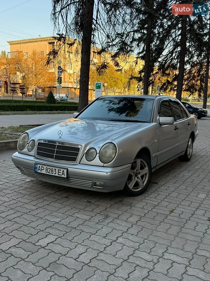 Mercedes-Benz E-Class, 1997