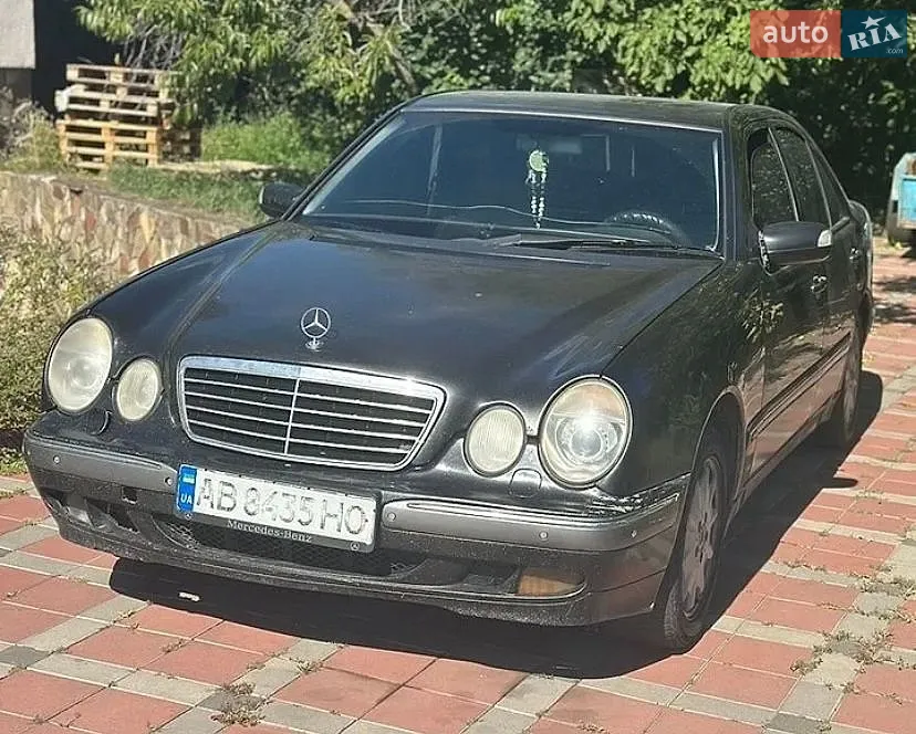 Mercedes-Benz E-Class, 2001
