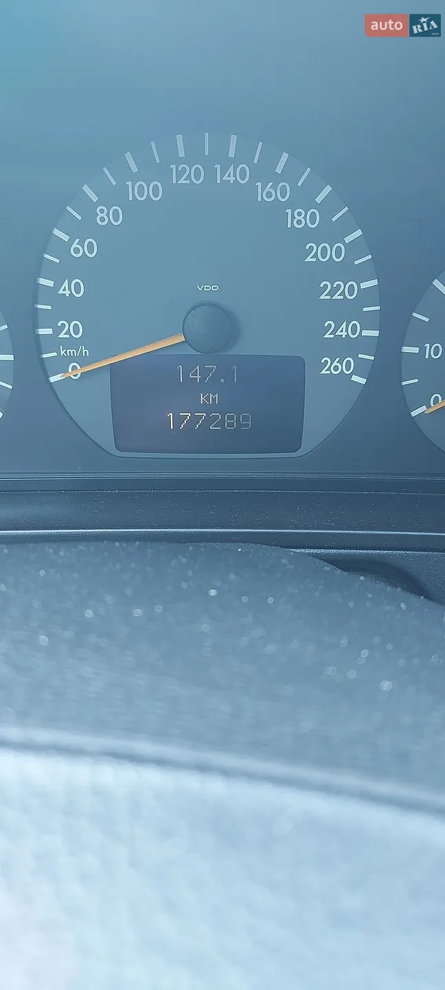 Mercedes-Benz E-Class, 2001