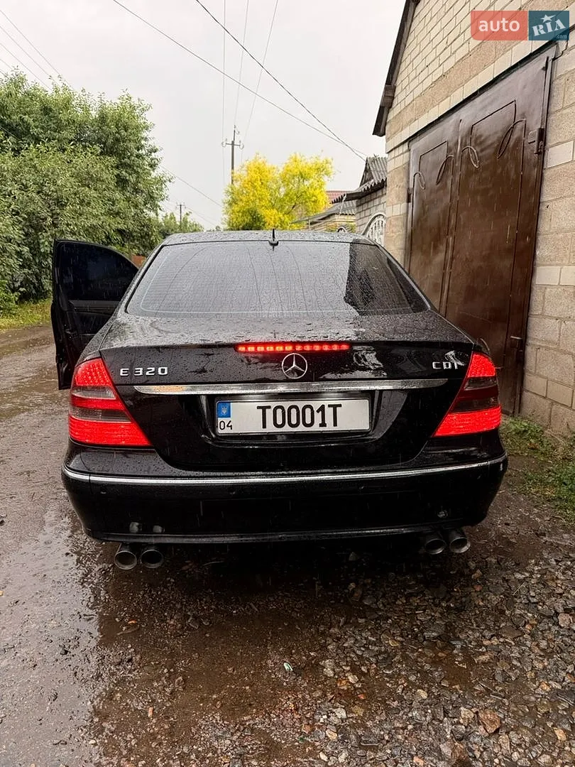 Mercedes-Benz E-Class, 2005