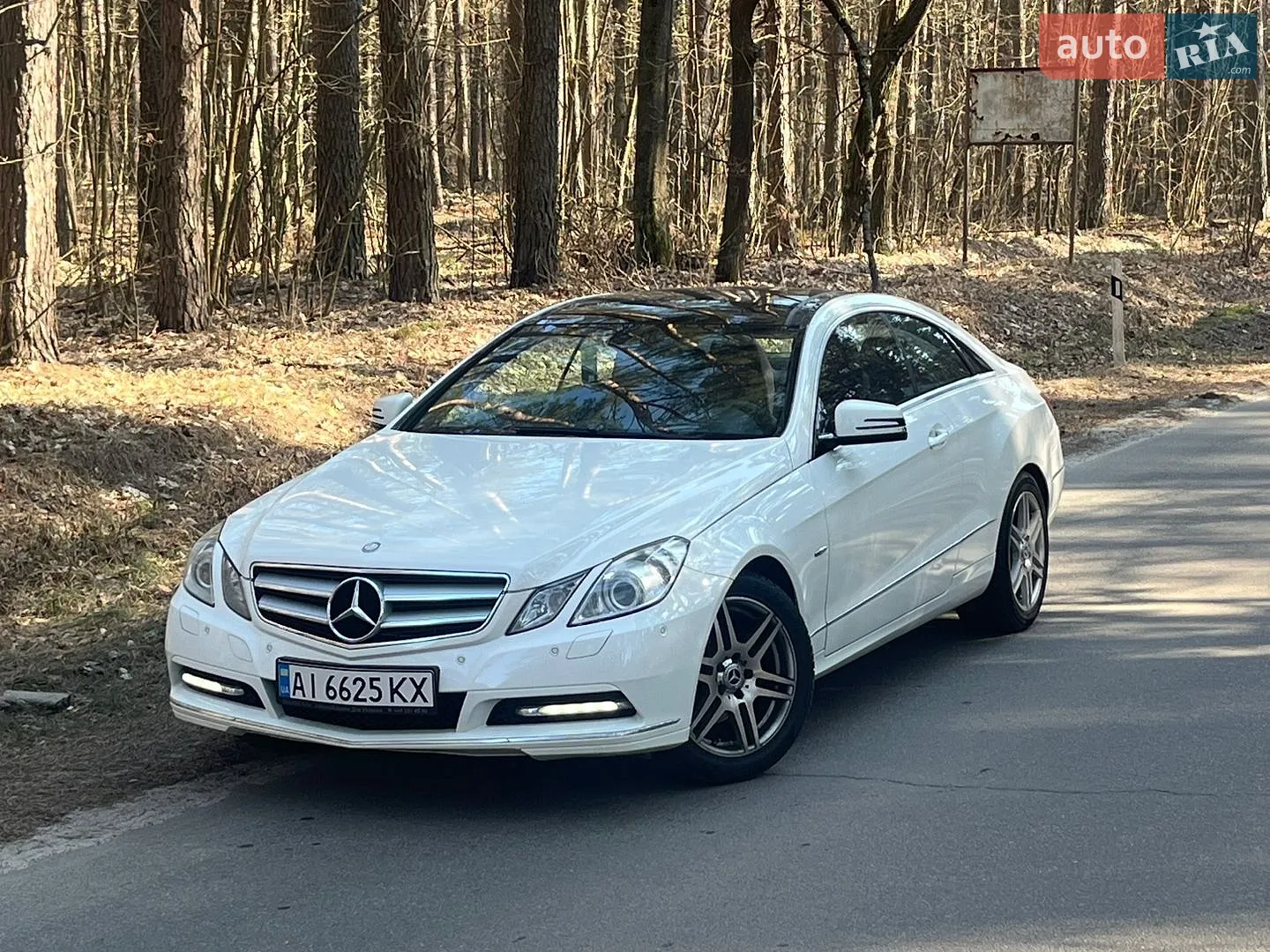 Mercedes-Benz E-Class, 2011
