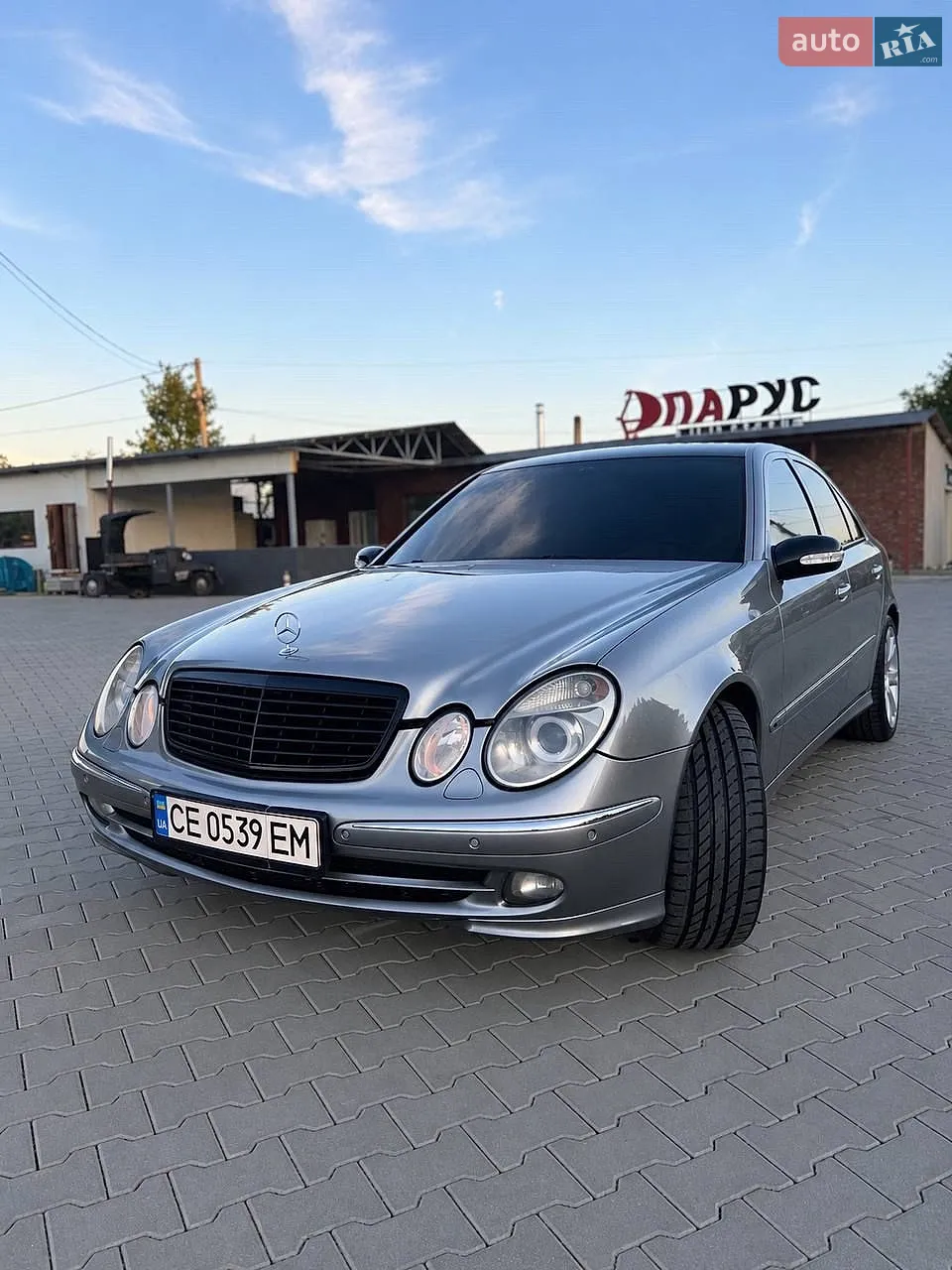 Mercedes-Benz E-Class, 2005