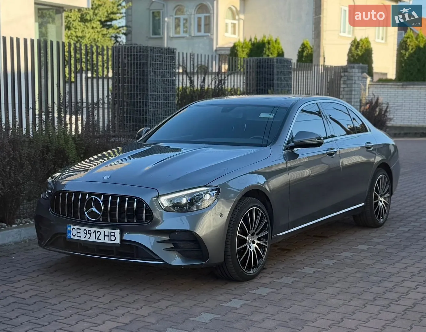 Mercedes-Benz E-Class, 2016