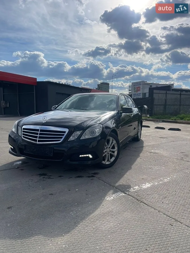 Mercedes-Benz E-Class, 2010