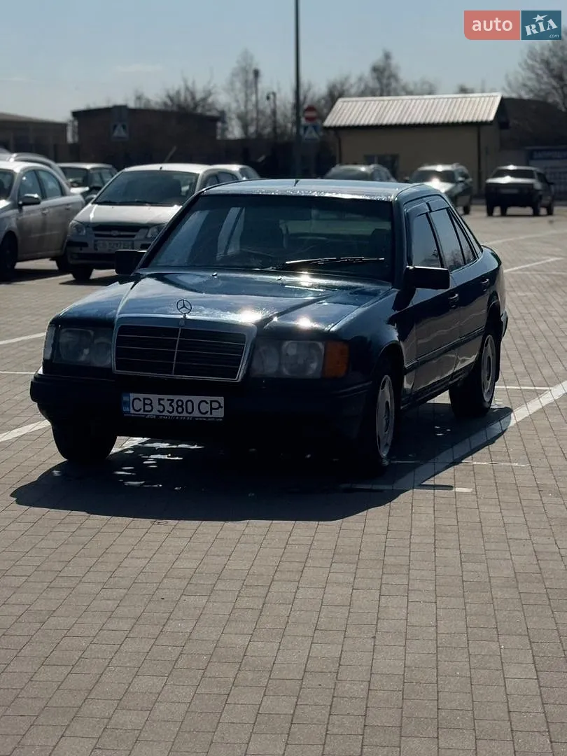 Mercedes-Benz E-Class, 1988