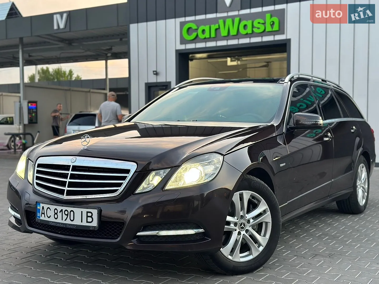 Mercedes-Benz E-Class, 2010