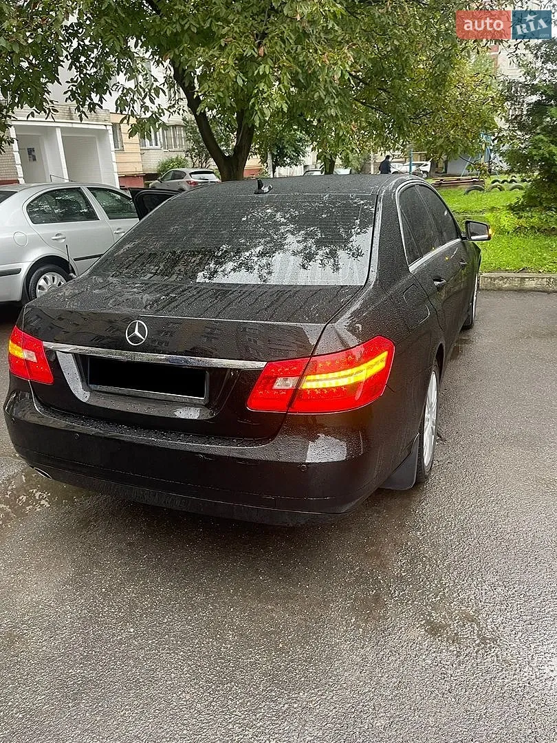 Mercedes-Benz E-Class, 2012