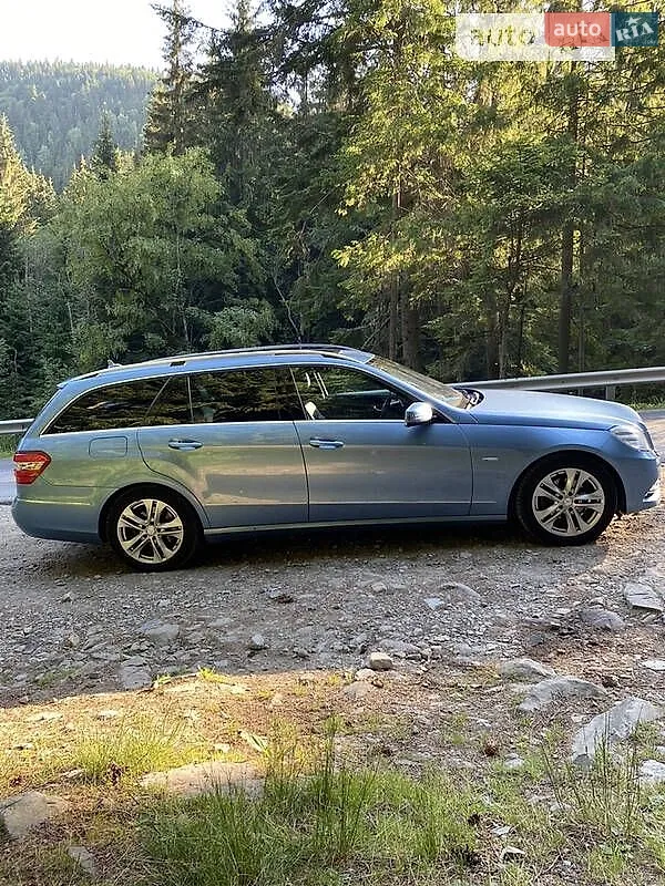Mercedes-Benz E-Class, 2011