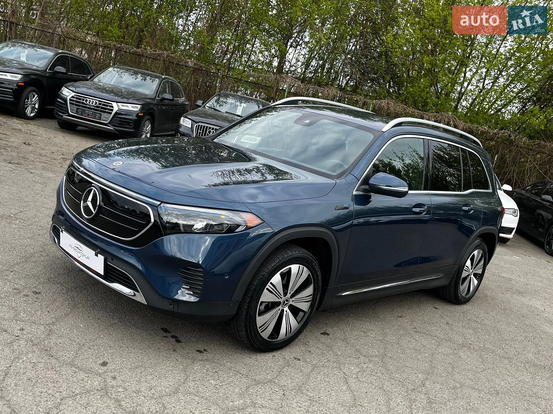 Mercedes-Benz EQB, 2023
