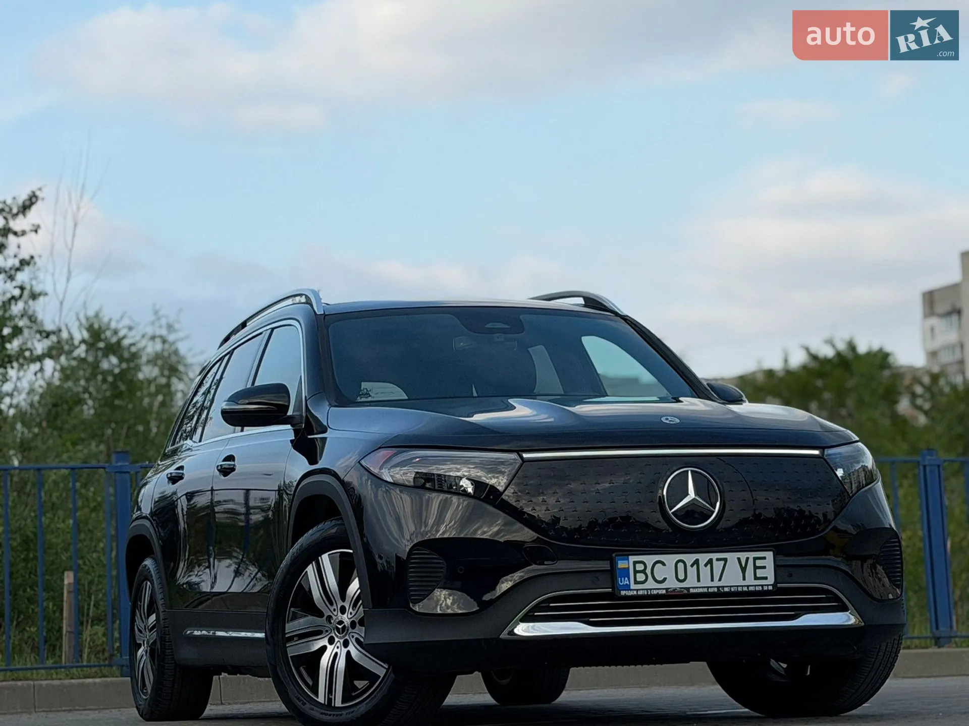 Mercedes-Benz EQB, 2024