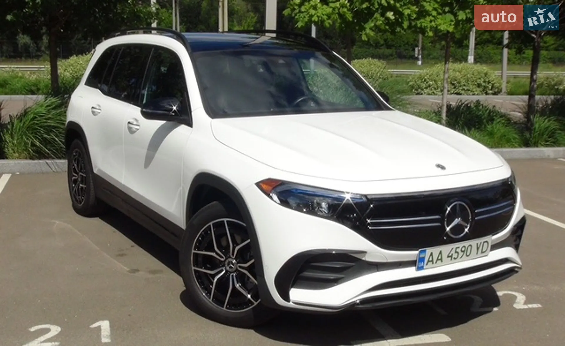 Mercedes-Benz EQB, 2023
