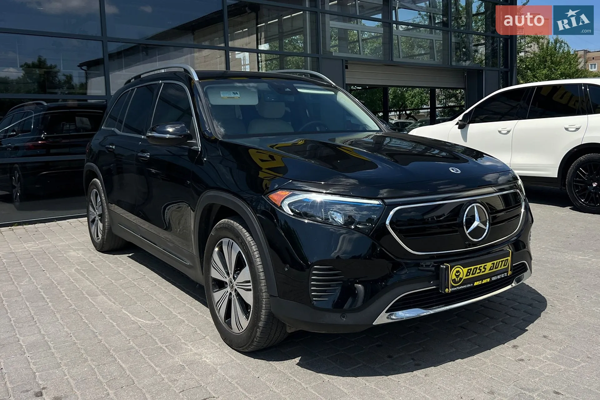 Mercedes-Benz EQB, 2023