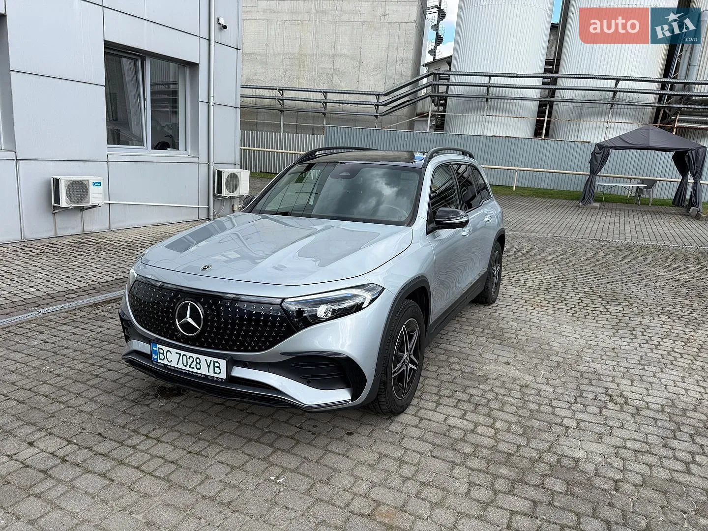 Mercedes-Benz EQB, 2024
