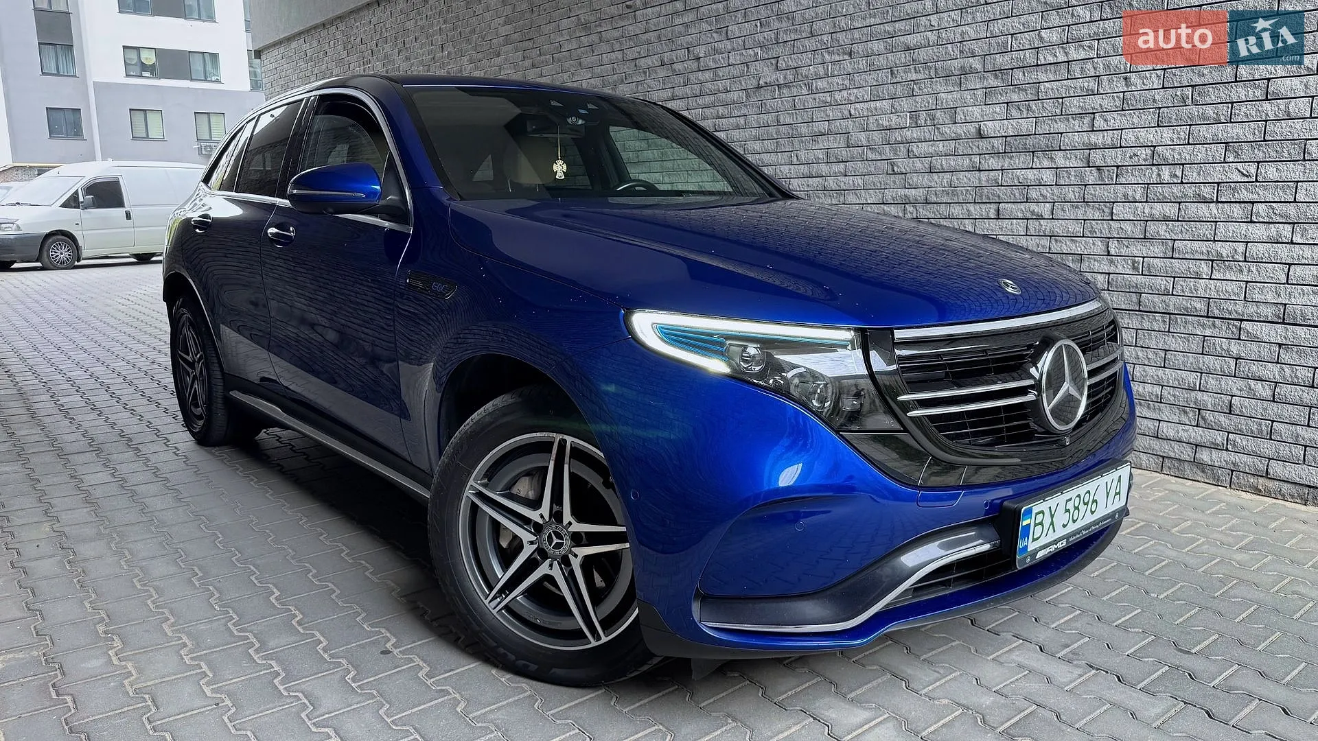 Mercedes-Benz EQC, 2020