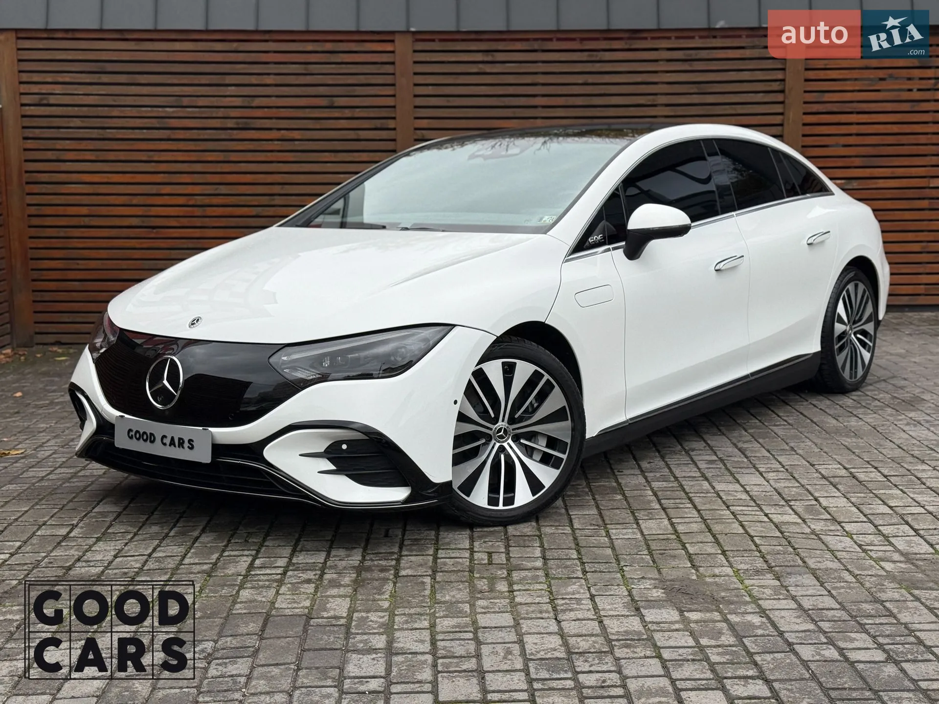 Mercedes-Benz EQE, 2022
