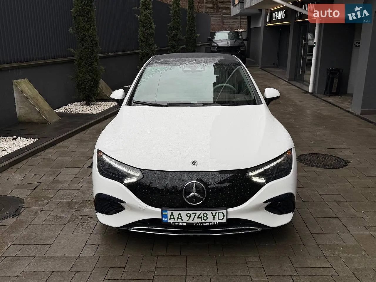 Mercedes-Benz EQE, 2023