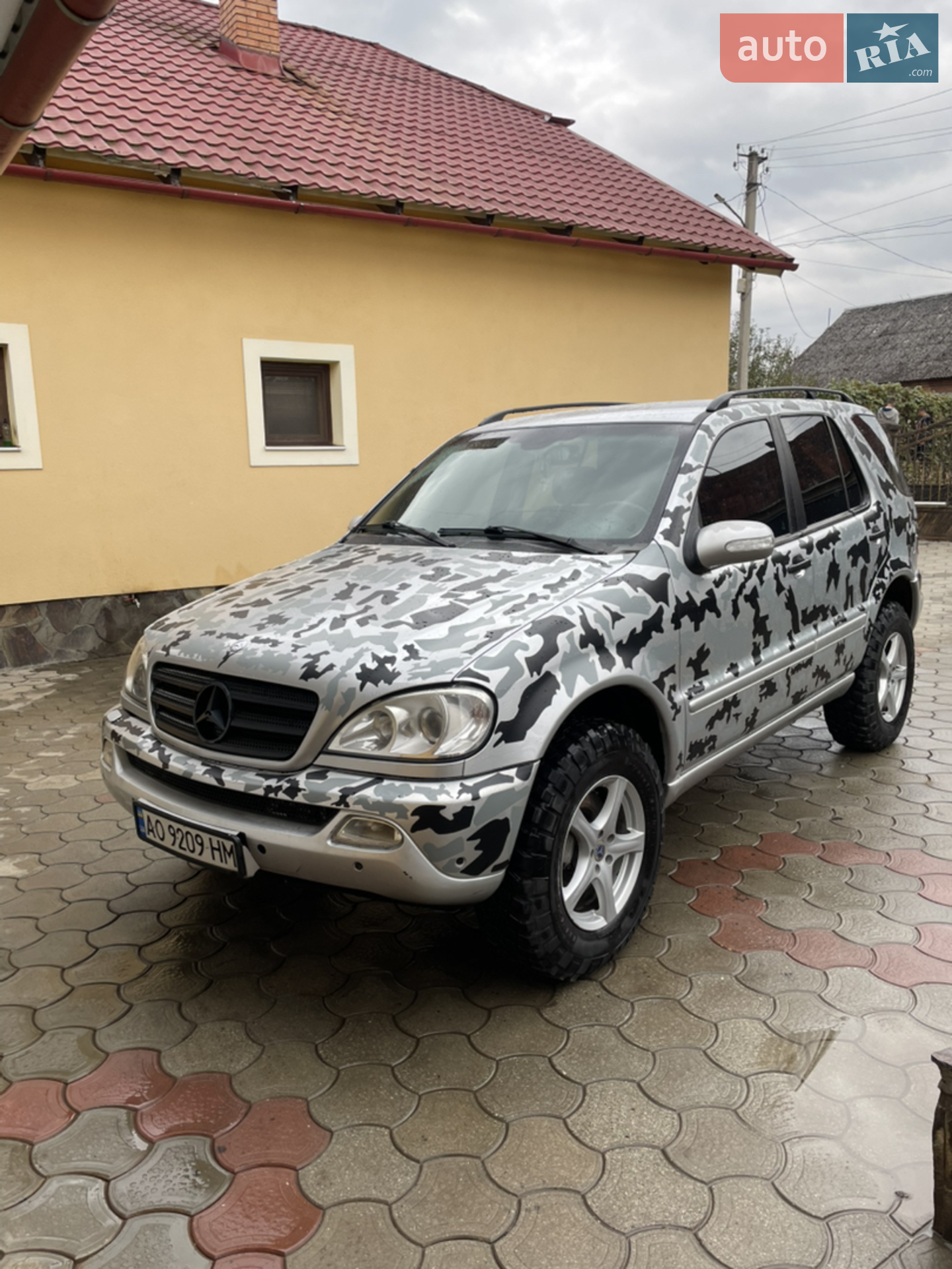 Mercedes-Benz M-Class, 2002