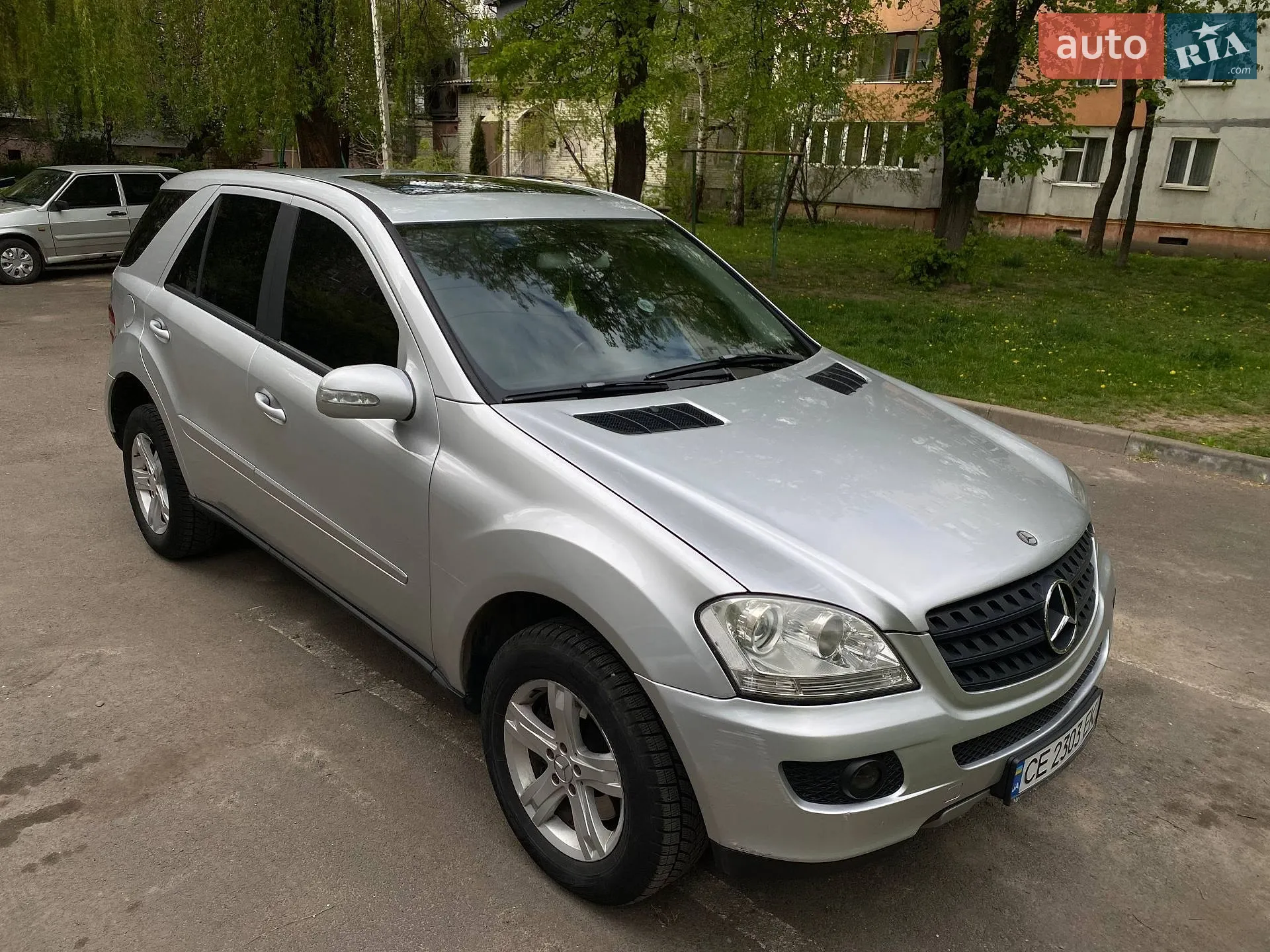 Mercedes-Benz M-Class, 2005