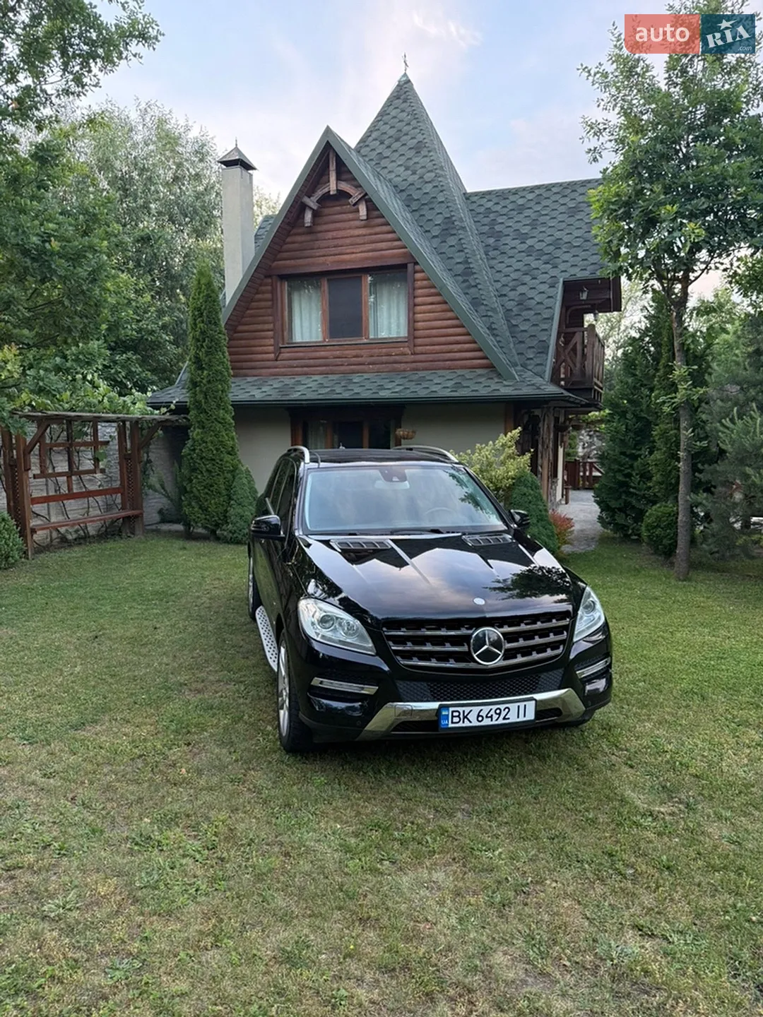 Mercedes-Benz M-Class, 2011