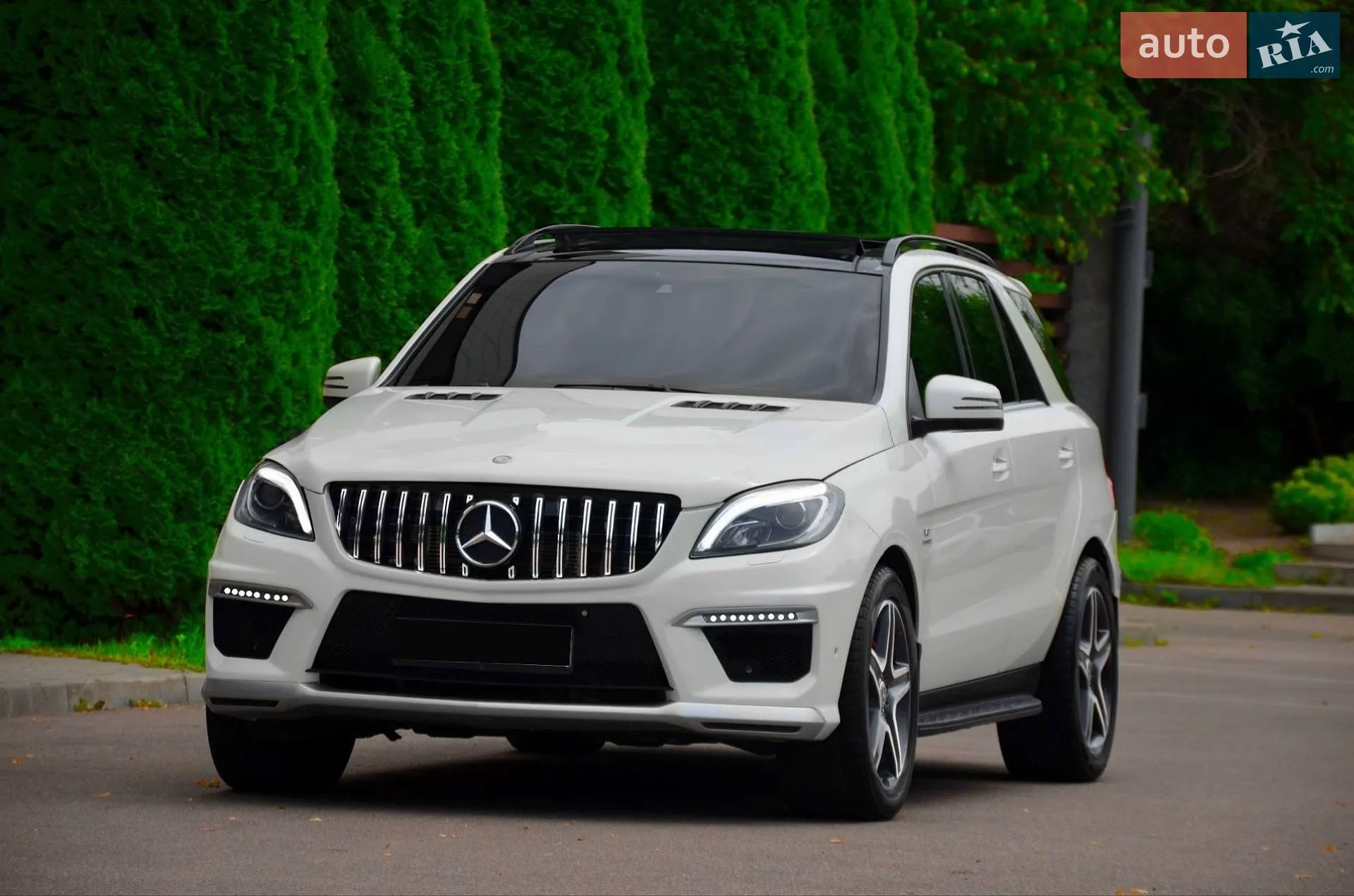 Mercedes-Benz M-Class, 2012