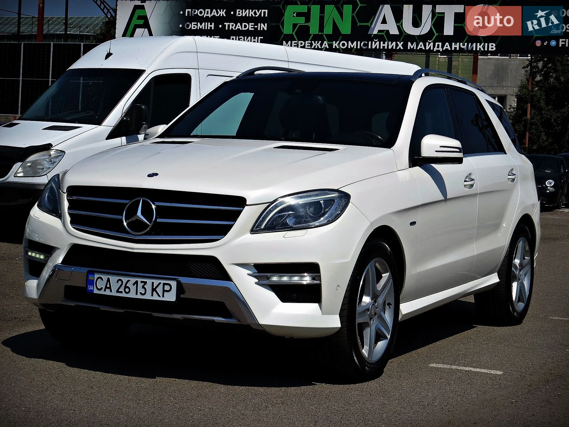 Mercedes-Benz M-Class, 2012