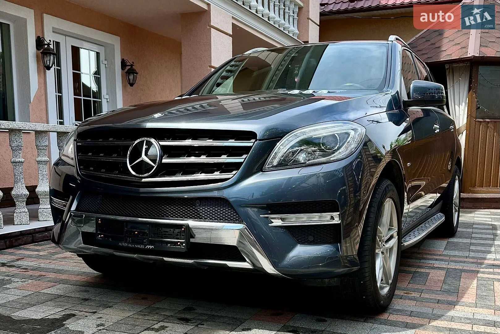 Mercedes-Benz M-Class, 2012