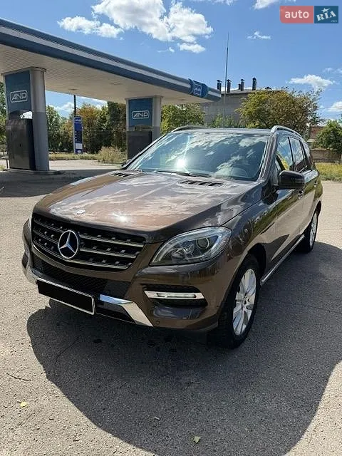Mercedes-Benz M-Class, 2012