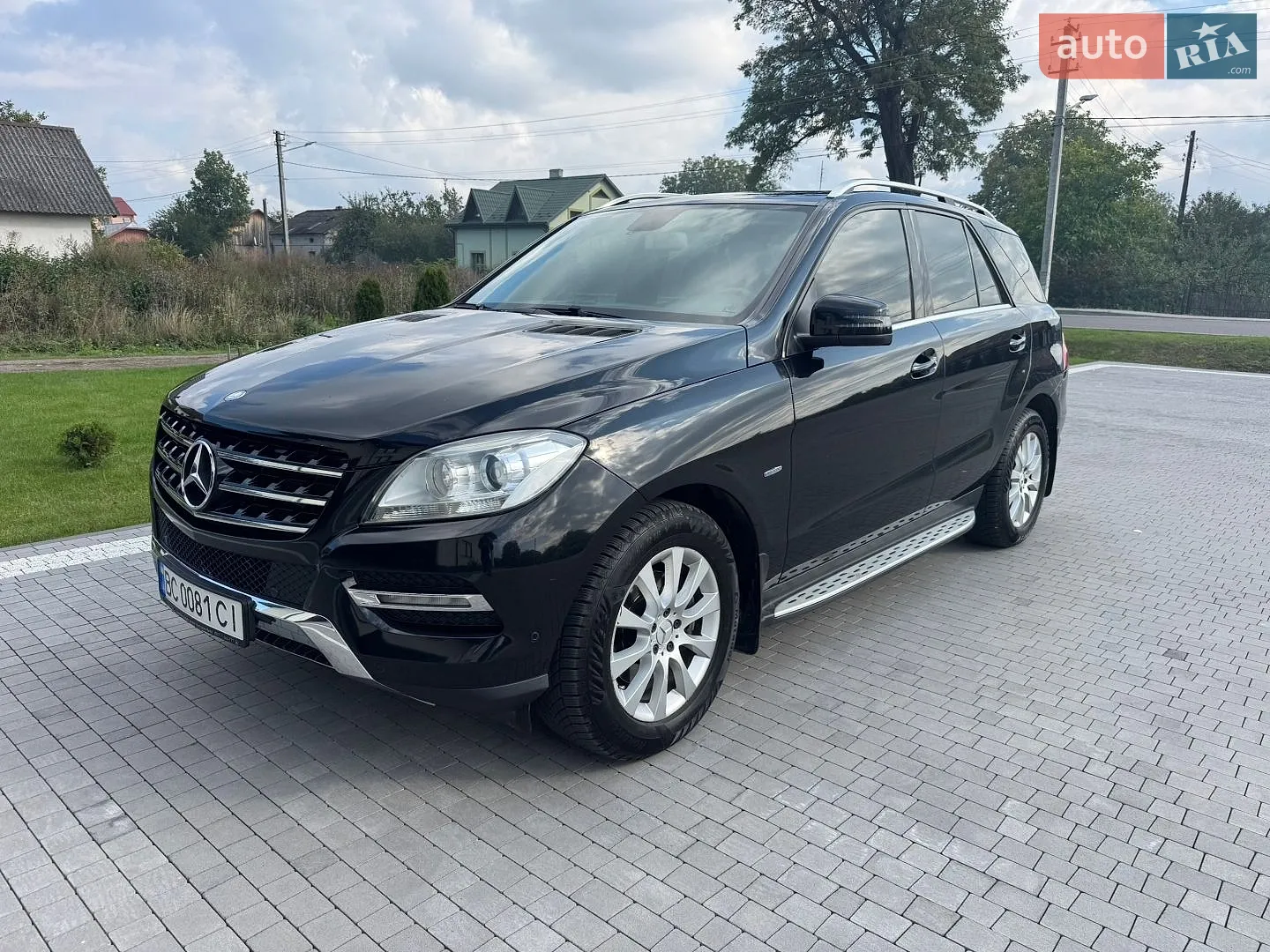 Mercedes-Benz M-Class, 2012