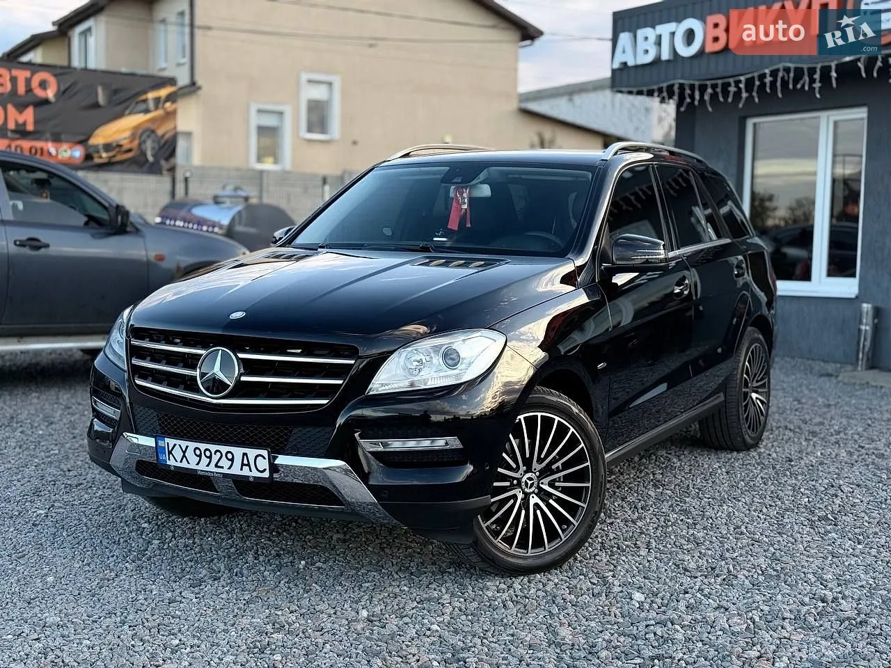 Mercedes-Benz M-Class, 2012