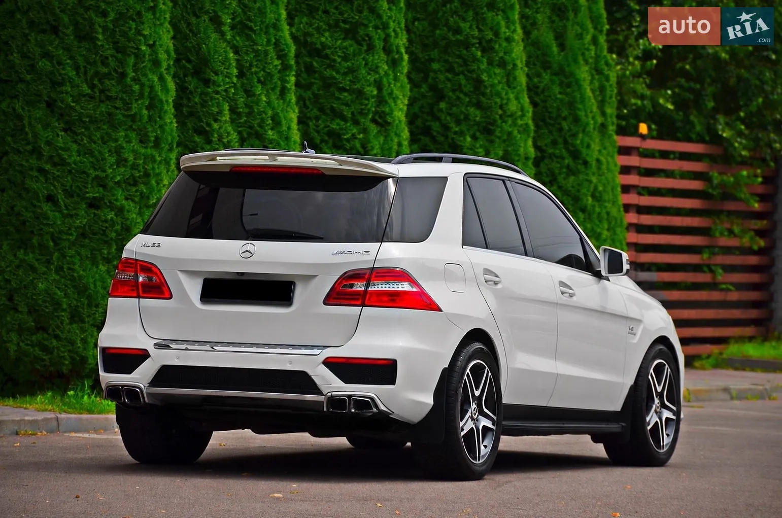 Mercedes-Benz M-Class, 2012