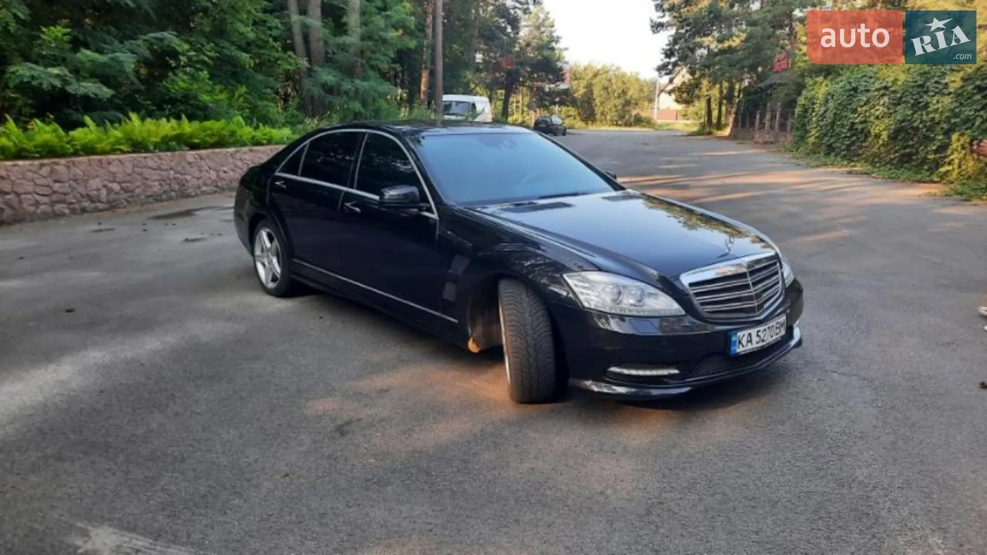 Mercedes-Benz S-Class, 2011