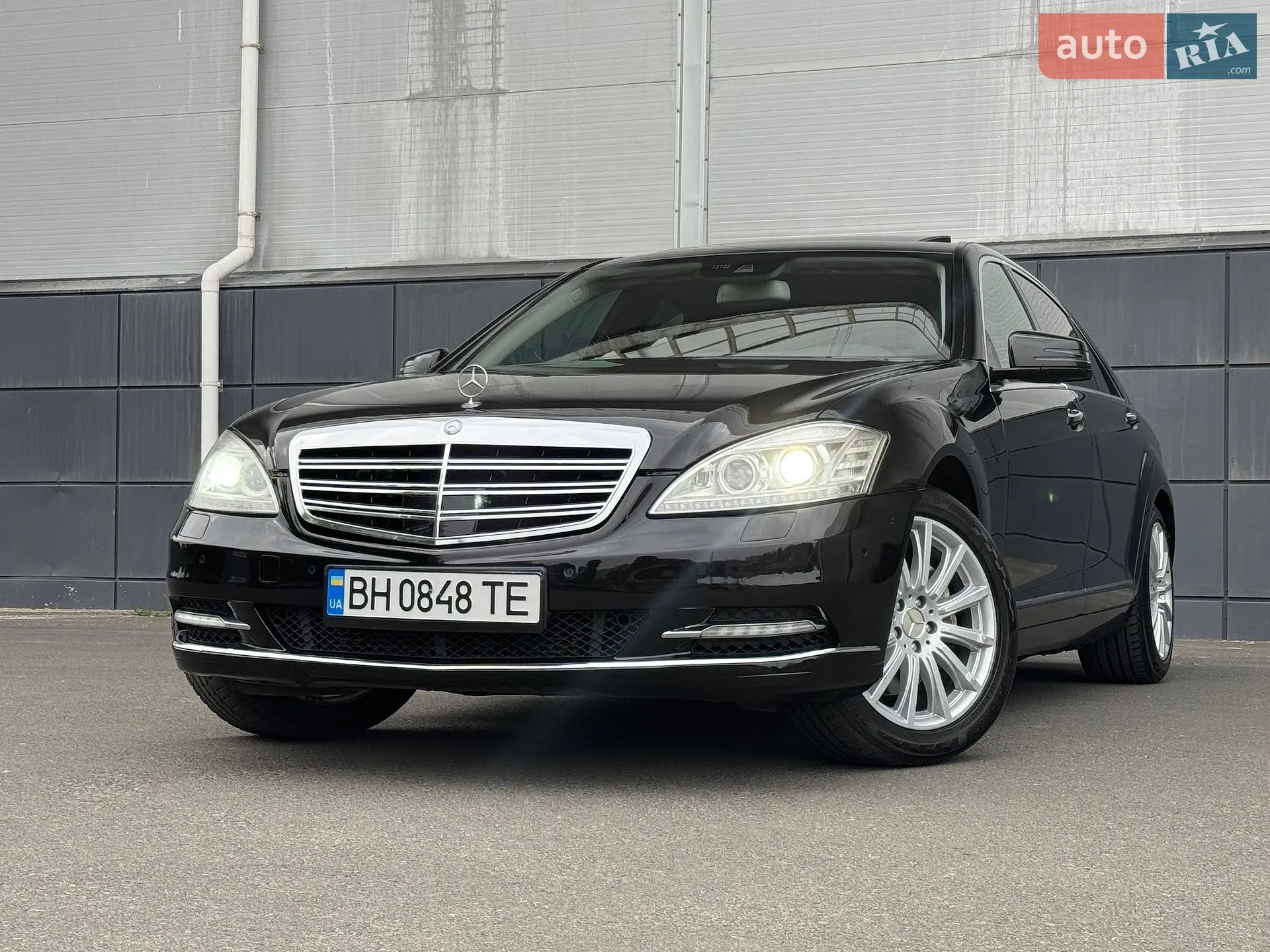 Mercedes-Benz S-Class, 2010