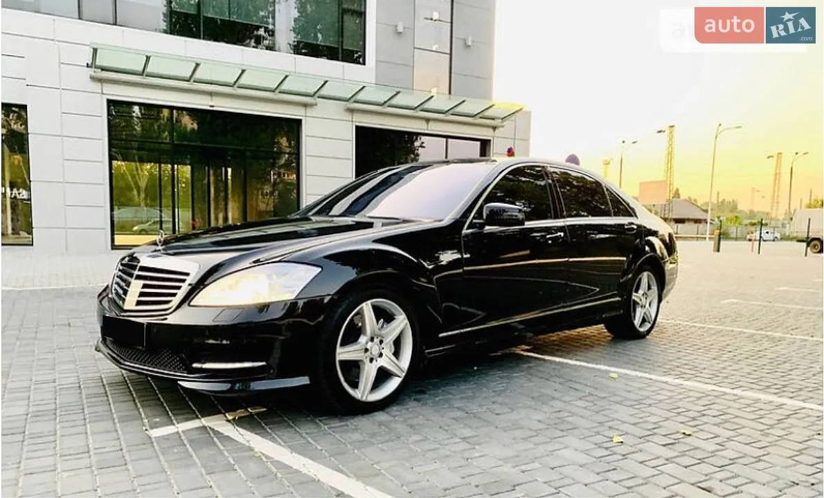 Mercedes-Benz S-Class, 2011