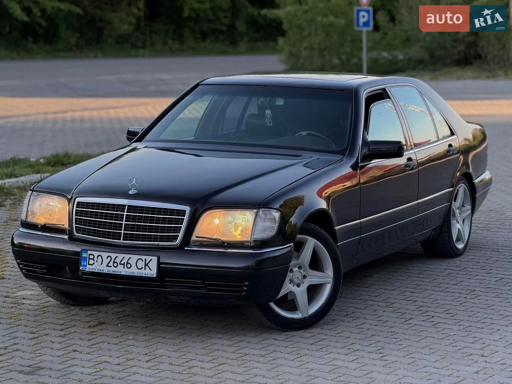 Mercedes-Benz S-Class, 1995